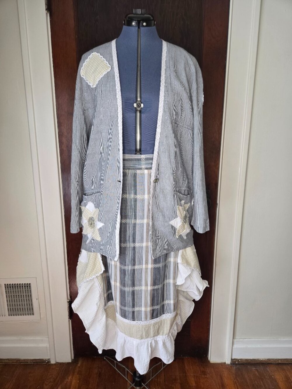 Reworked Upcycled Vintage 1980’s Grandma Chic Boho Linen Blend Skirt Suit